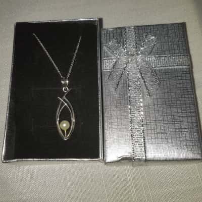 Silver Pearl Pendant On Silver 925 Chain