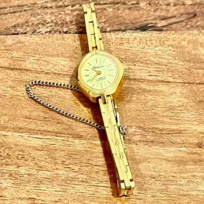 Vintage 70’s Ladies Gold Plated 17 Jewel Felicia Incabloc Movement 