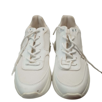 Betts Womens  Size 7 Trainers White 