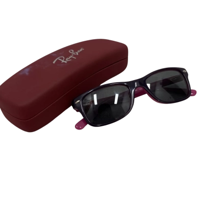 Ray-Ban Kids Girls Sunglasses With Case