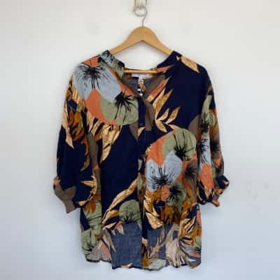 Evergreen Navy Floral Short Sleeve Blouse Shirt  Size 12 
