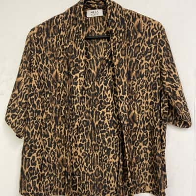 Mela Purdie Womens  Size M Short Sleeve Top Animal print 