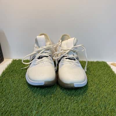 New balance shoes size 7