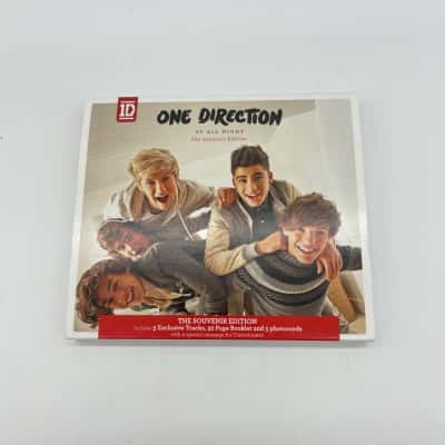 One Direction 'Up All Night' Souvenir Edition CD [B#16]
