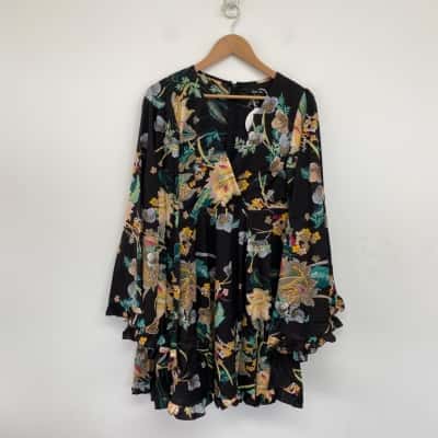 Boohoo Black Paisley Floral Wide Sleeve Skater Dress  Size 16 