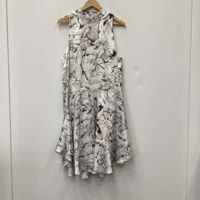 Country Road Womens  Size 14 Black  / Grey / Pattern / White 