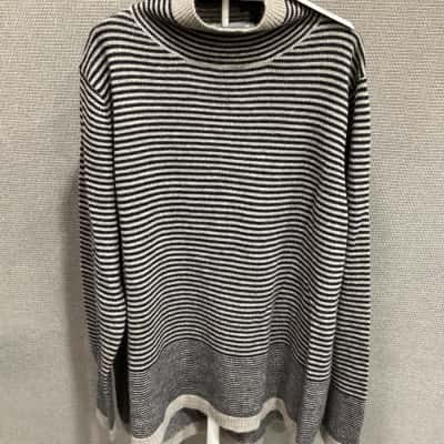 Morrison Womens  Size 4 Turtleneck Jumper Beige / Black  / Pinstriped 