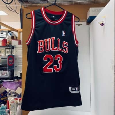 NBA Chicago Bulls Michael Jordan #23 Jersey – Size L