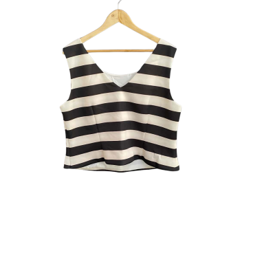 Piper Womens  Size 18 Sleeveless Top Black  / Striped / White 