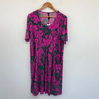 Taking Shape Everyday Floral Luna Empire Hot Off The Press Print Dress  Size 14 