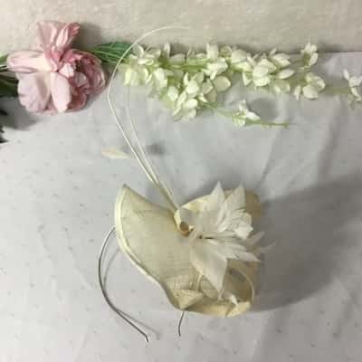 Elegant Womens Natural Simamay Woven Bow / Feathers Headband Fascinator 