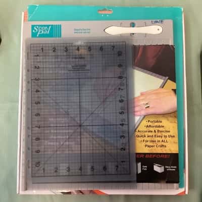 Scor-Pal & Scor-It Board with Fiskars Craft Mats – Comprehensive Scoring Kit