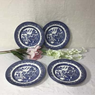 Churchill Blue Willow Pattern Set of 4 Dinner Plates
