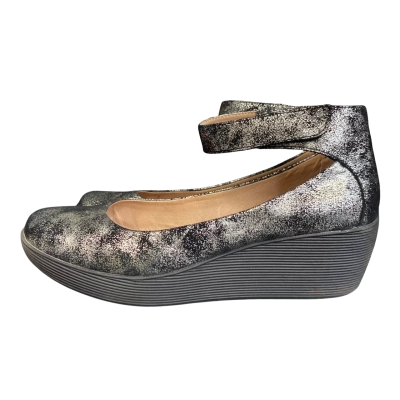 Taking Shape Womens Leather Shoes Size 41 