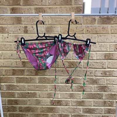  Womens Lycra pink floral set Size 14 