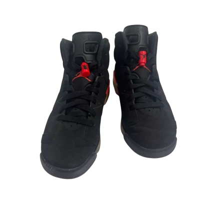 Nike Boys Size 37.5 Sneakers Black  / Orange 