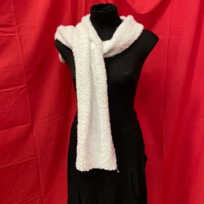  Womens Amber Rose  Size One Size Palest Blue Scarf