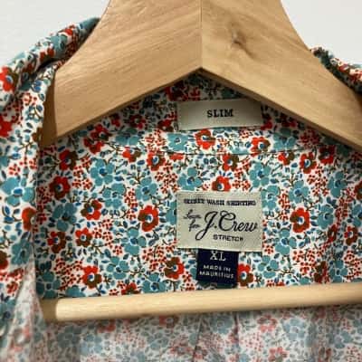 J Crew Mens  Size XL Long Sleeve Shirt Floral Cotton