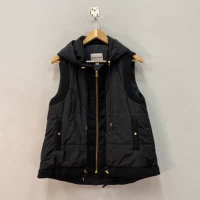 Country Road Womens  Size S Vest Puffer Jacket Black  / Gold 