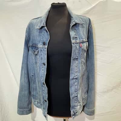 Levis Size M Denim Jacket 