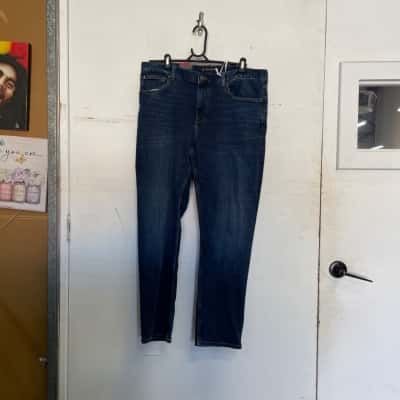 Tommy Hilfiger Mens  Size 32 / 36 Straight Leg Jeans Blue 