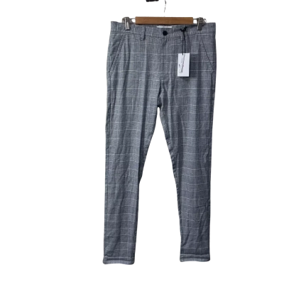Yd. Mens Size 32  Blue / White Check Swagger Skinny Chino Pants (new)