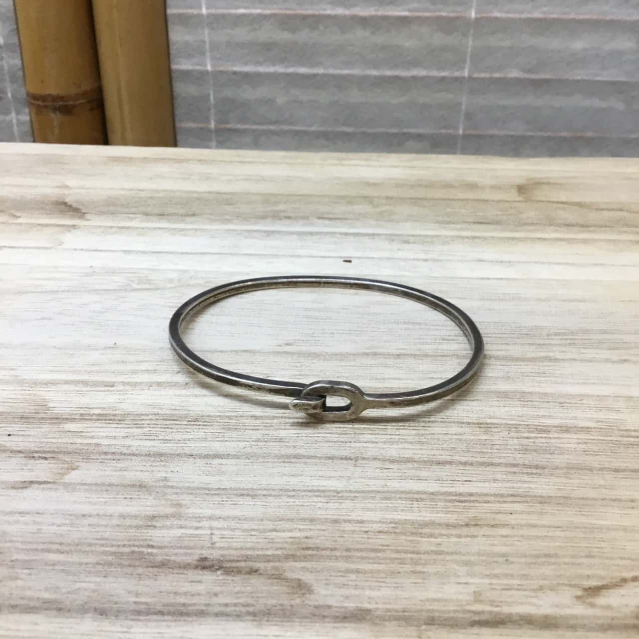 C-LOGO BANGLE / SIL