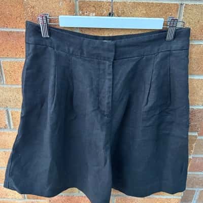 Witchery Womens  Size 10 Black  Shorts