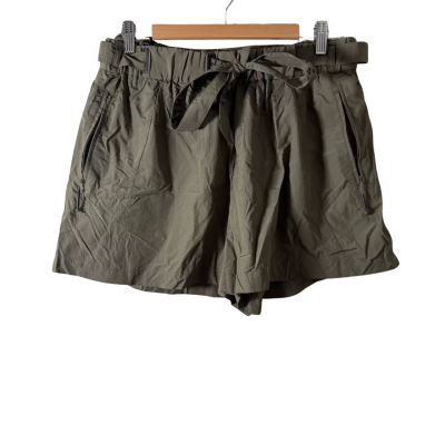 AJE Womens  Size 14 High Waisted Shorts Green 