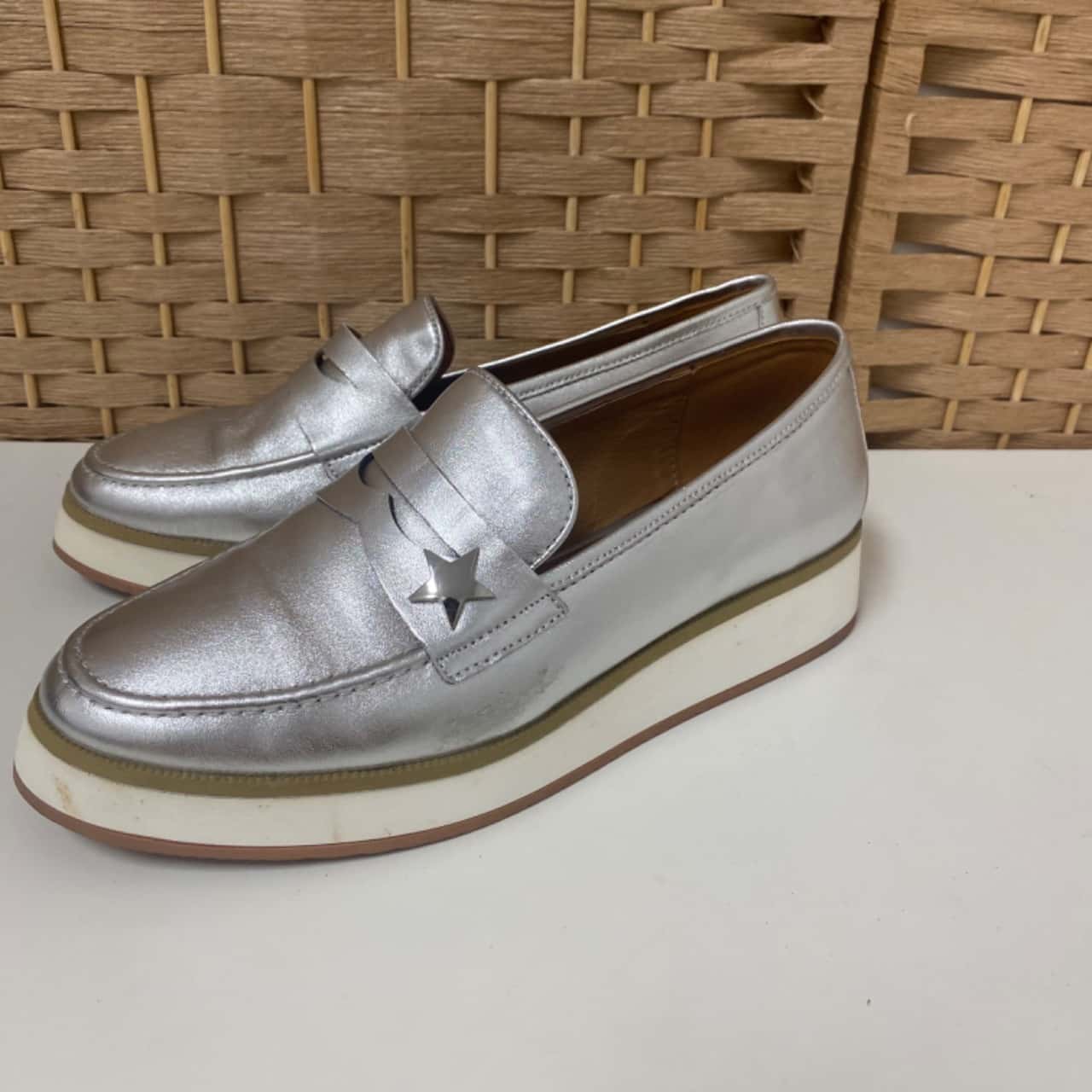 Alfie & Evie Queens Leather Silver Womens Loafers size 39