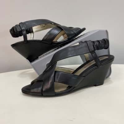 Nina Martini Womens  Size 5.5 (36.5)  / Wedged Sandals Black  
