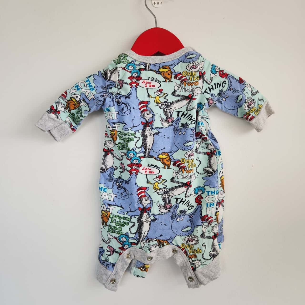 Peter Alexander Doctor Seuss Onesie Size 03m / 0000 (s)