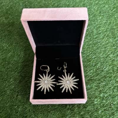 Reliquia Gold Starburst Earrings (New in Box) 