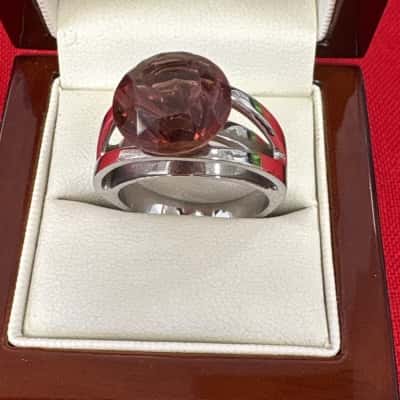  Women's Dress Ring with a Cabochan Cut Smoky Stone