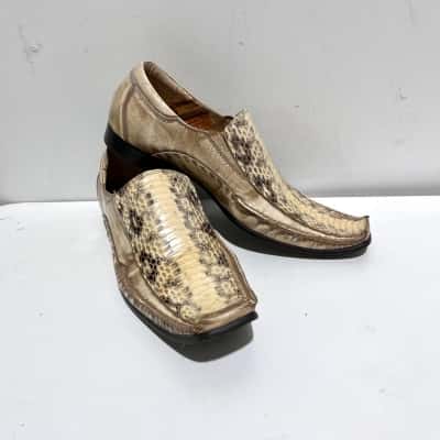 Jag Mens  Size 8 Dress shoes Beige Snakeskin 
