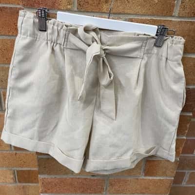 Temt Womens  Size 12 Shorts