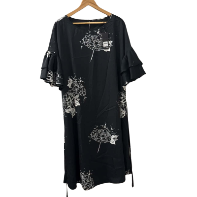 BNWT WITE + Champange Floral Dress - Size 16