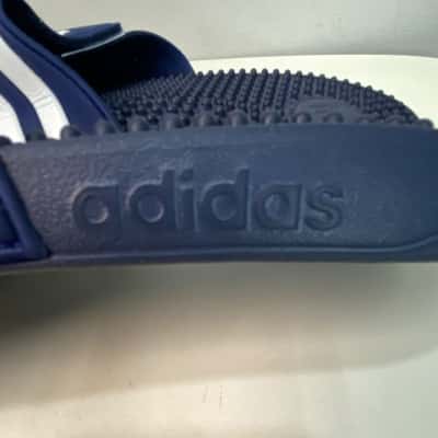 Adidas Unisex  Massager Size 9 Slide Sandals Blue 