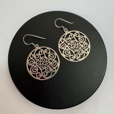 925 Sterling Silver Round Hook swirl Design Earrings 