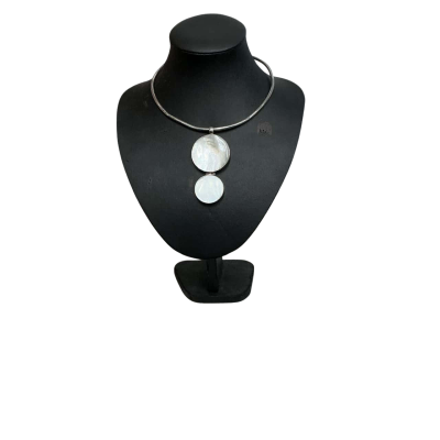  Womens Choker Necklace / Pendant Silver With Mother of Pearl Discs 