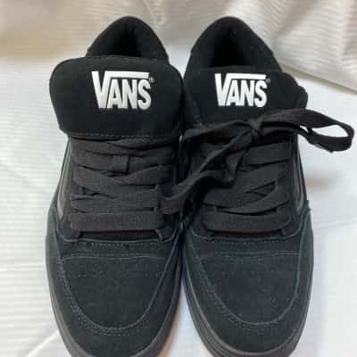 Vans Unisex  Size Men’s8  Women’s 9.5 Black  