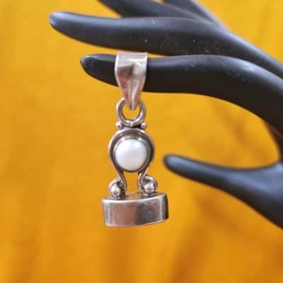 Ladies Silver 925 Stamped Pendant - DAMAGED