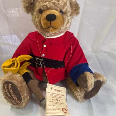 Feuerwehrmann fireman plush collectable 