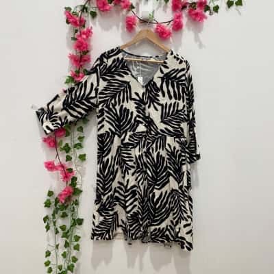 Suzannegrae Womens  Size 16 Casual Dress Black  / Off White / Pattern 