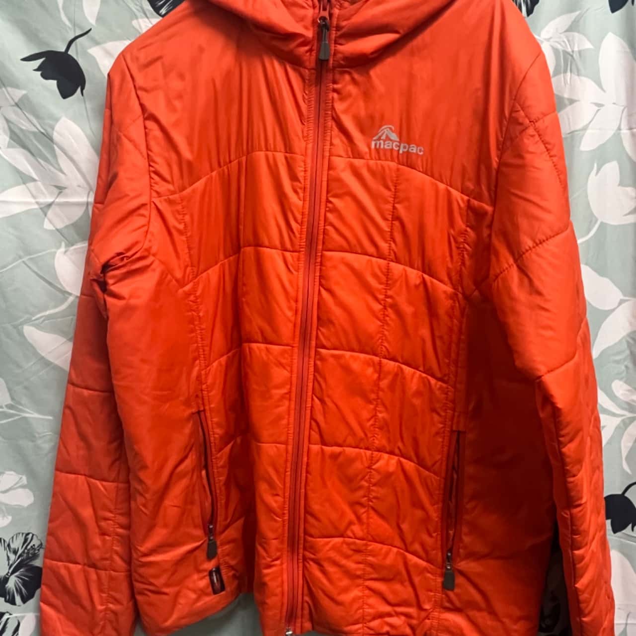 Macpac Womens Size L Puffer Jacket Orange (s)