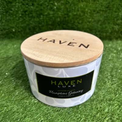Haven Luxe Hamptons Getaway Amber & Tobacco Candle (New in Box)