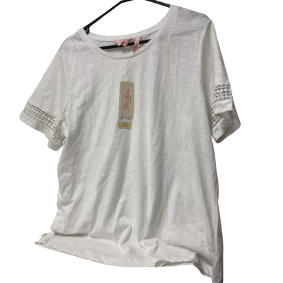Millers Womens  Size 14 T-shirts White with patterns on sleeves