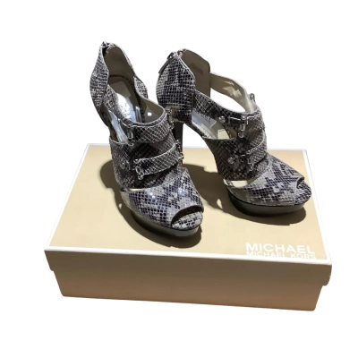 Michael Kors Womens  Size US 7 Heels  Gibson Snakeskin Look Colour: Dark SandRRP $250.00 (CAB)