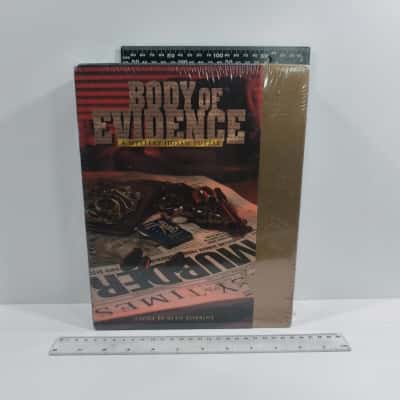 Body Of Evidence Board Game Sealed A Mystery Jigsaw Puzzle 1997