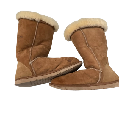 Womens UGG Approx Size 8 Boots Brown 
